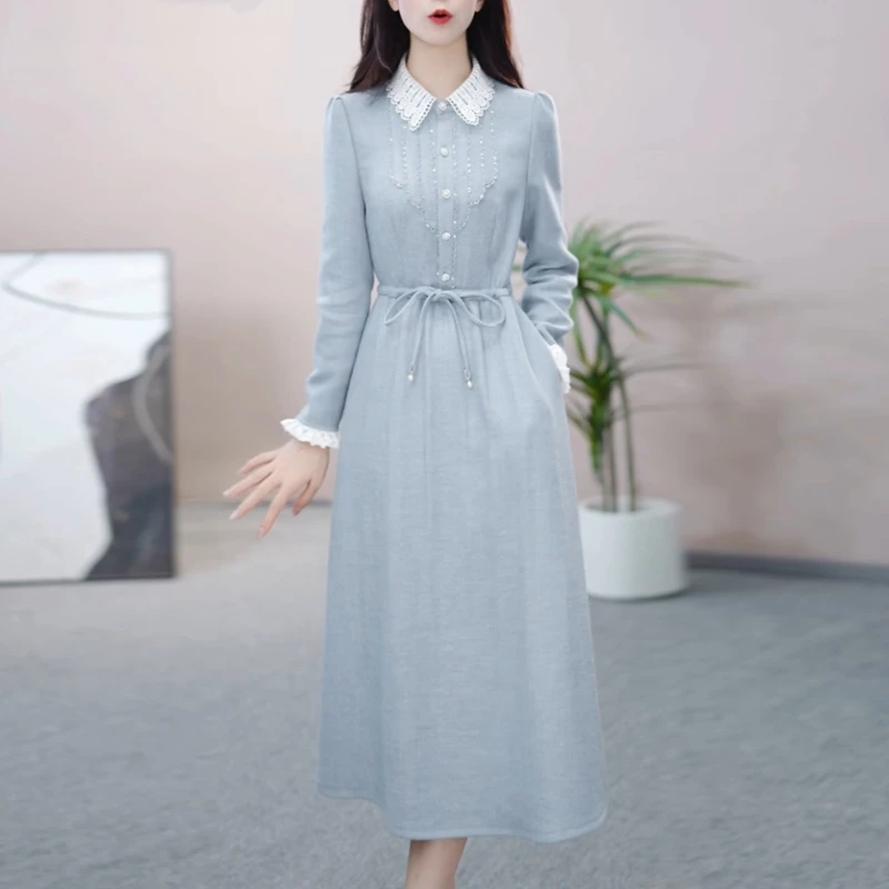 娃娃领高端时尚简约连衣裙2025秋季新款洋气减龄修身显瘦中长裙子
