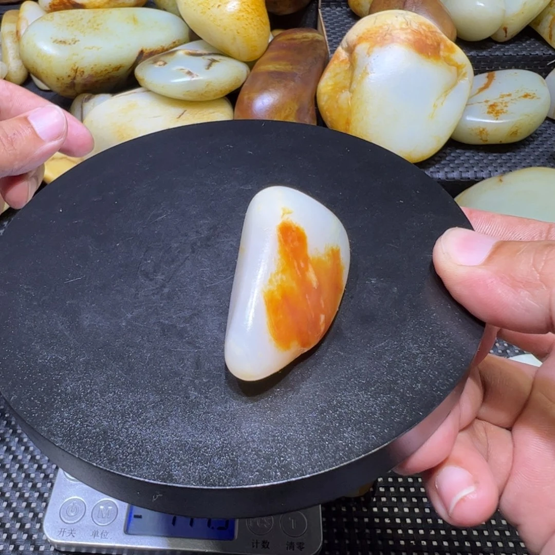 和田玉（子料）未镶嵌颈饰43