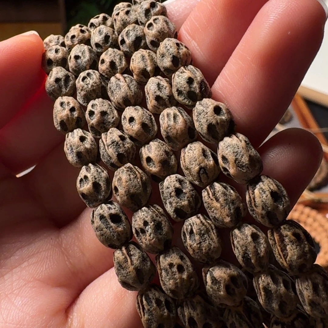 执***吊坠柏香籽/百香籽