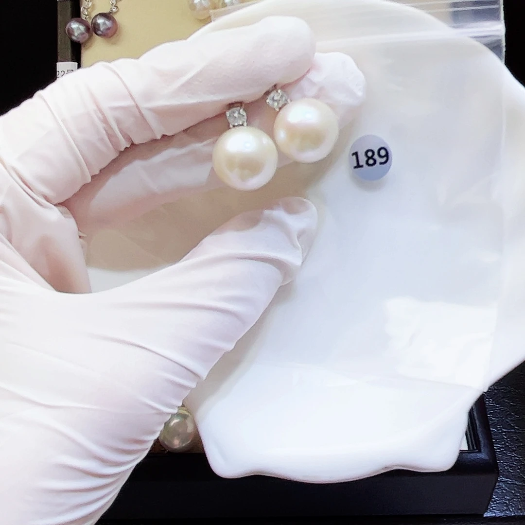 颈饰银S925镶嵌淡水珍珠