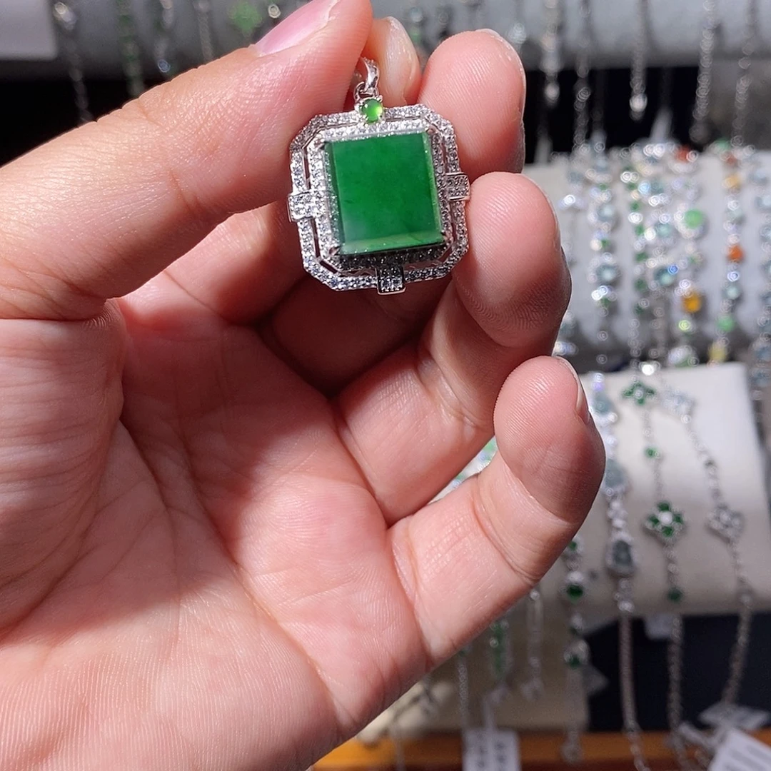 翡翠银S925镶嵌颈饰