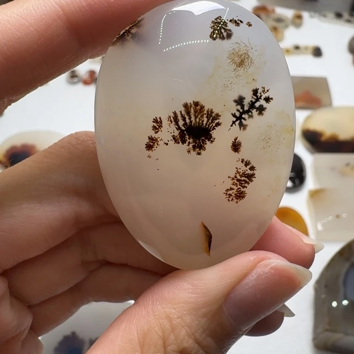 玛瑙/玉髓未镶嵌摆件