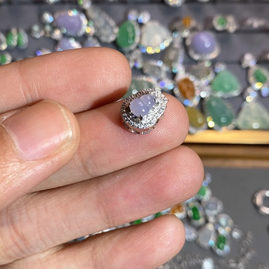 【闪购商品】翡翠颈饰未镶嵌翡翠