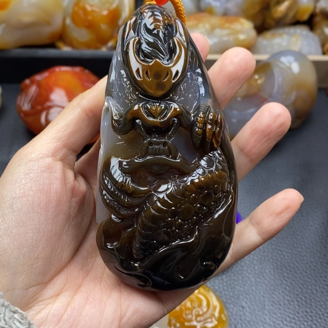 玛瑙/玉髓未镶嵌珠宝奇石