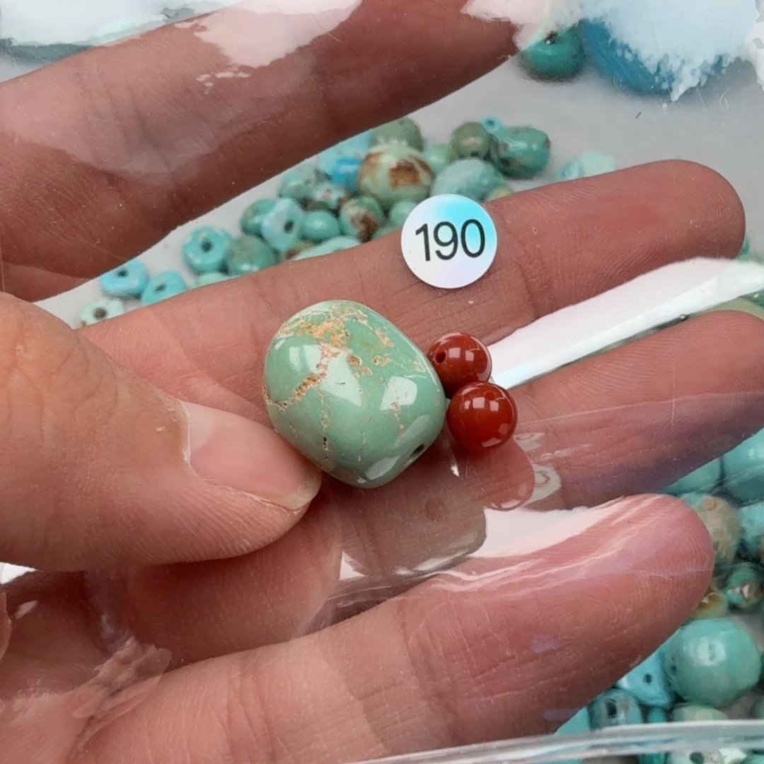 未镶嵌南红玛瑙珠宝奇石