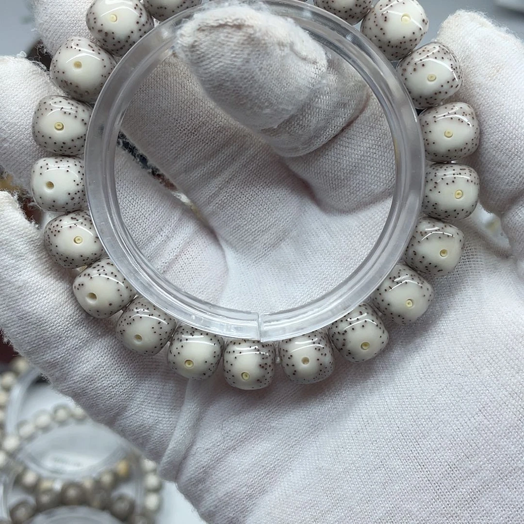 小***飛手串星月菩提11*10灰冰大眼睛小细星x05