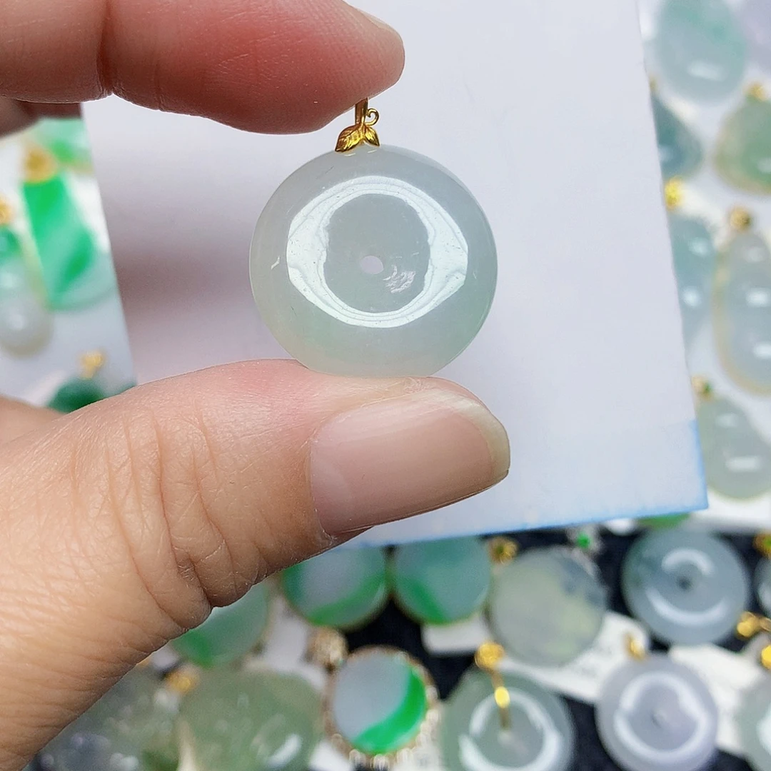 翡翠18K金镶嵌颈饰356788