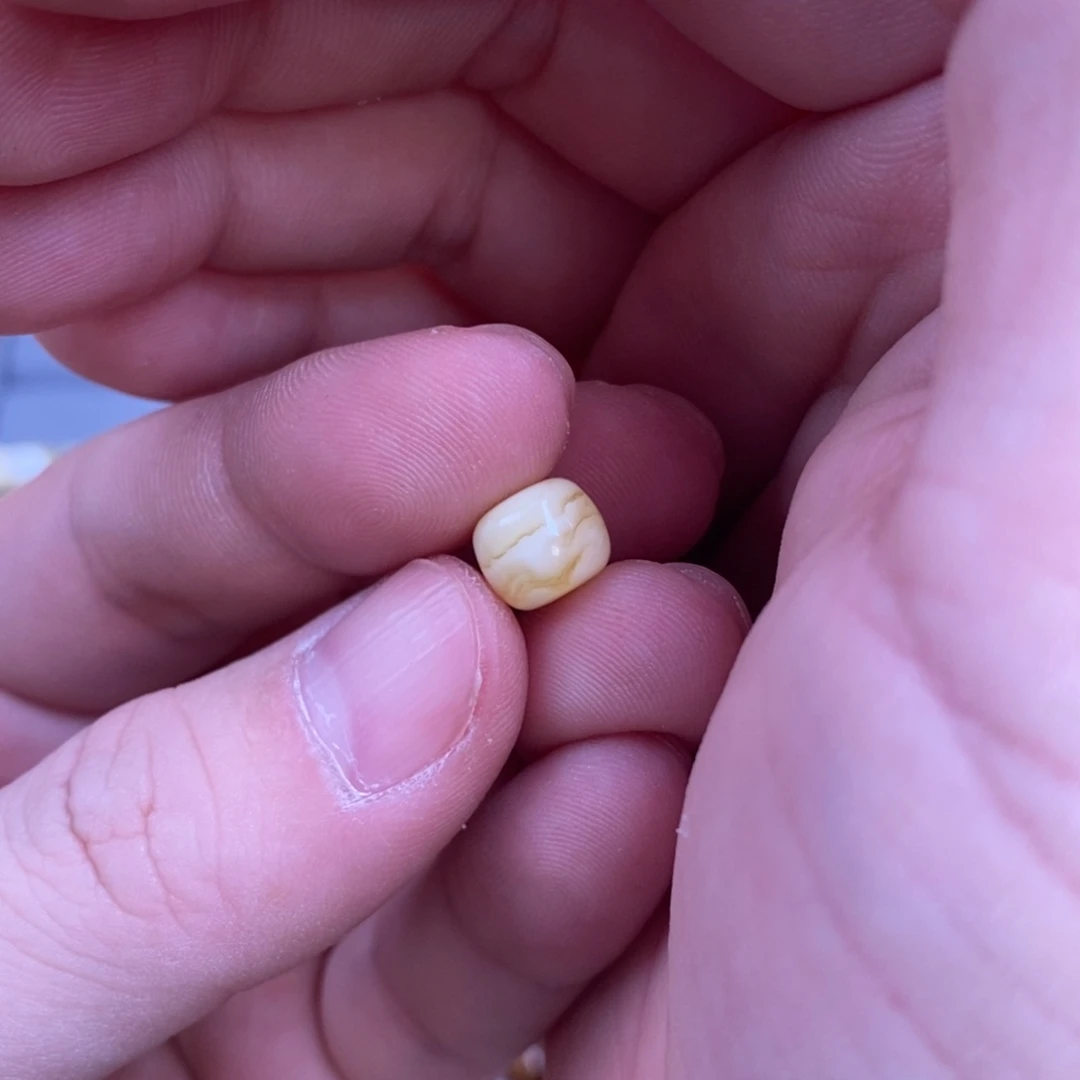 服***啦蜜蜡未镶嵌裸石配饰