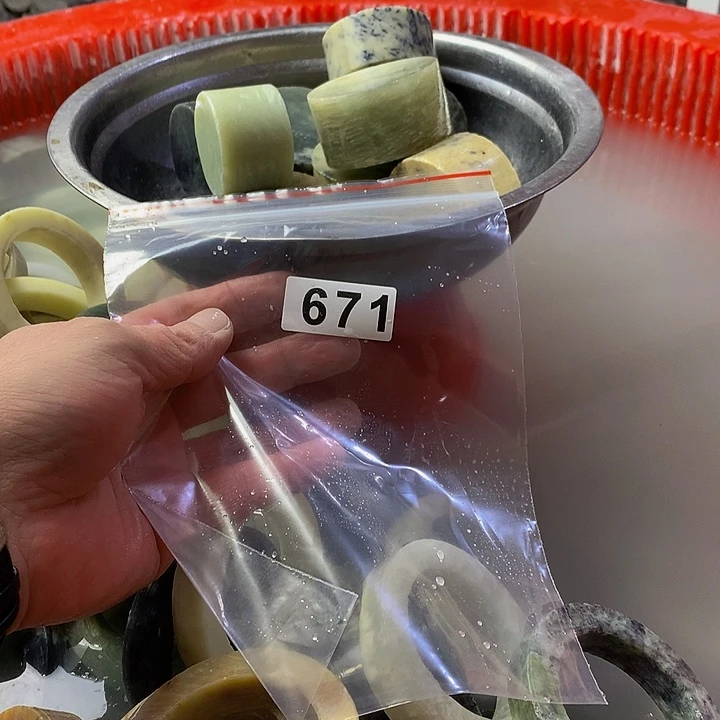 蛇纹石玉原未镶嵌y**n