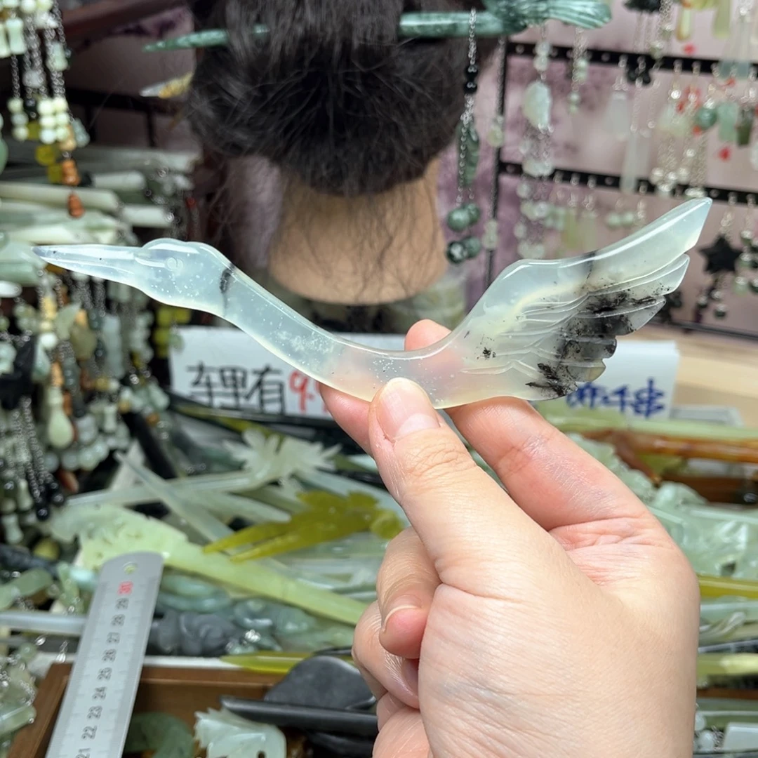 ****未镶嵌岫玉发饰长度16.5厘米左右