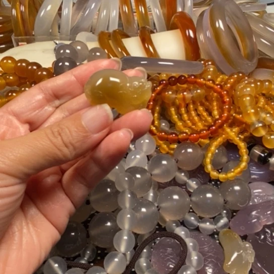 未镶嵌玛瑙吊坠玛瑙/玉髓默****2