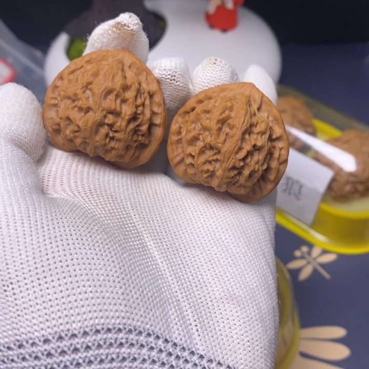 文玩核桃把件37宫灯