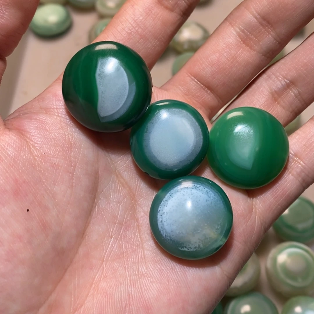 玛瑙/玉髓颈饰未镶嵌爱****?