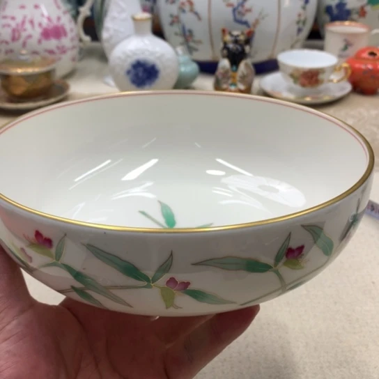 瓷片这首单曲的歌很