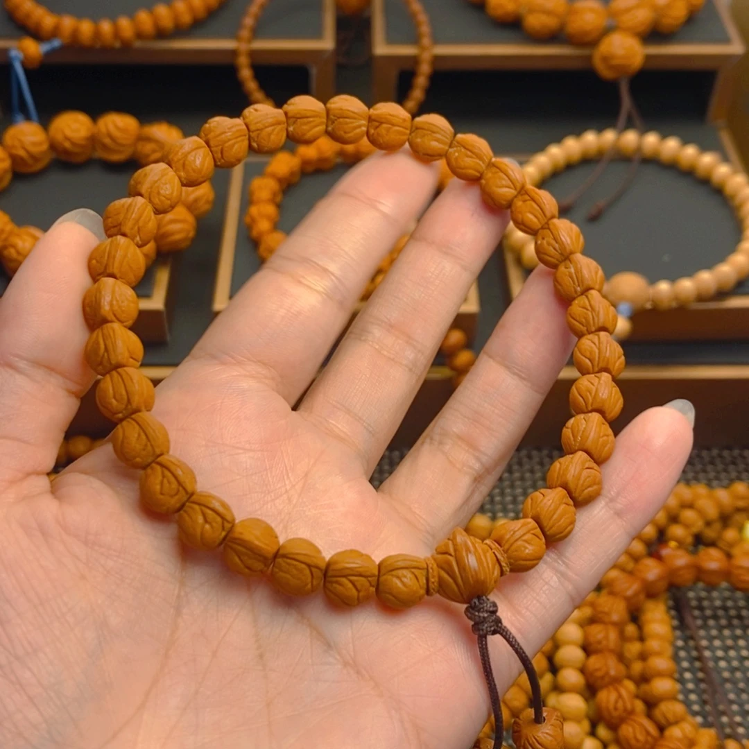 卋***罖吊坠桃核秦岭森林09