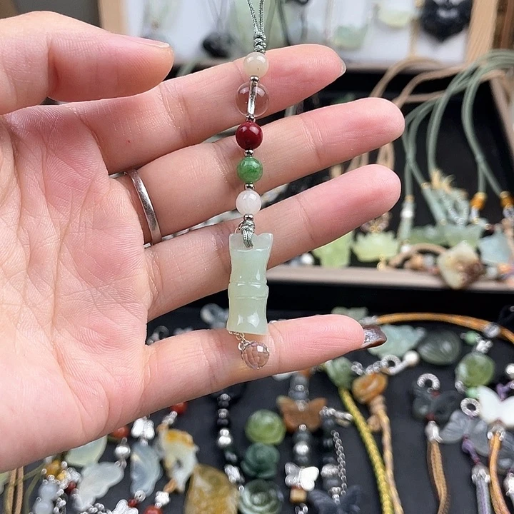 蛇纹石玉合金颈饰
