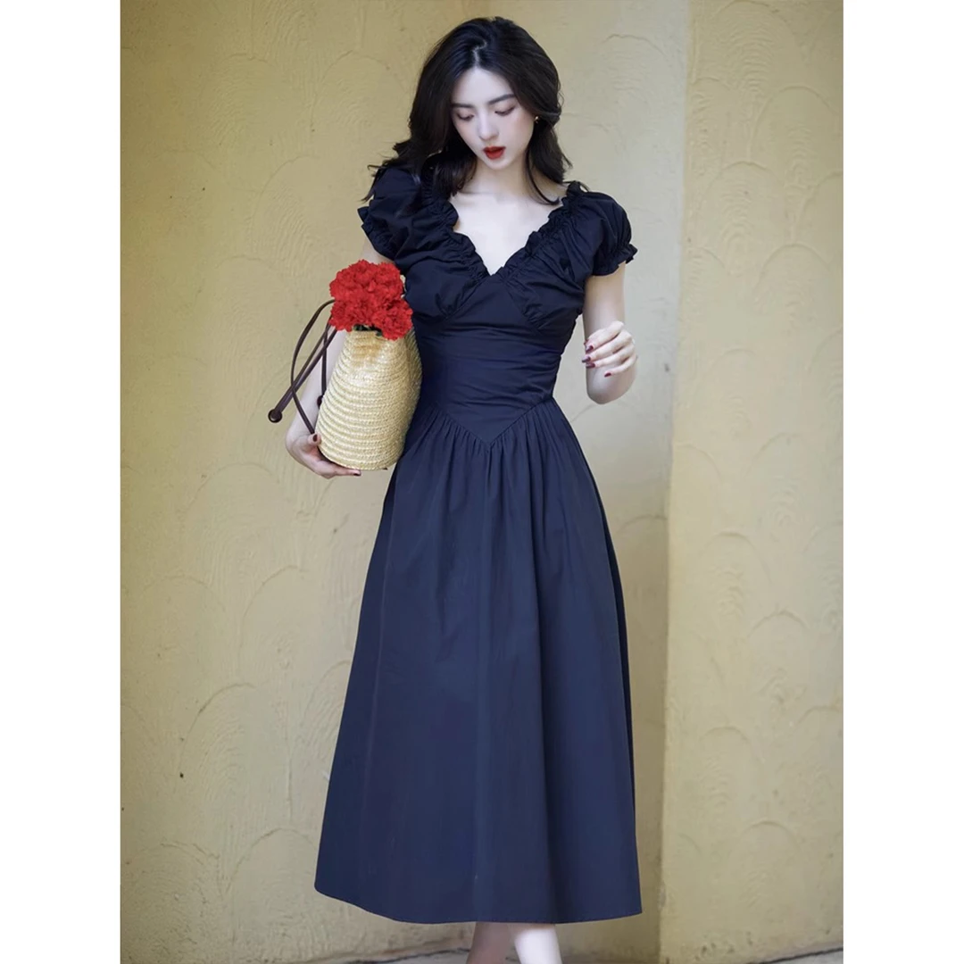 赫本风复古V领泡泡袖连衣裙女夏季2025茶歇收腰显瘦气质黑色长裙