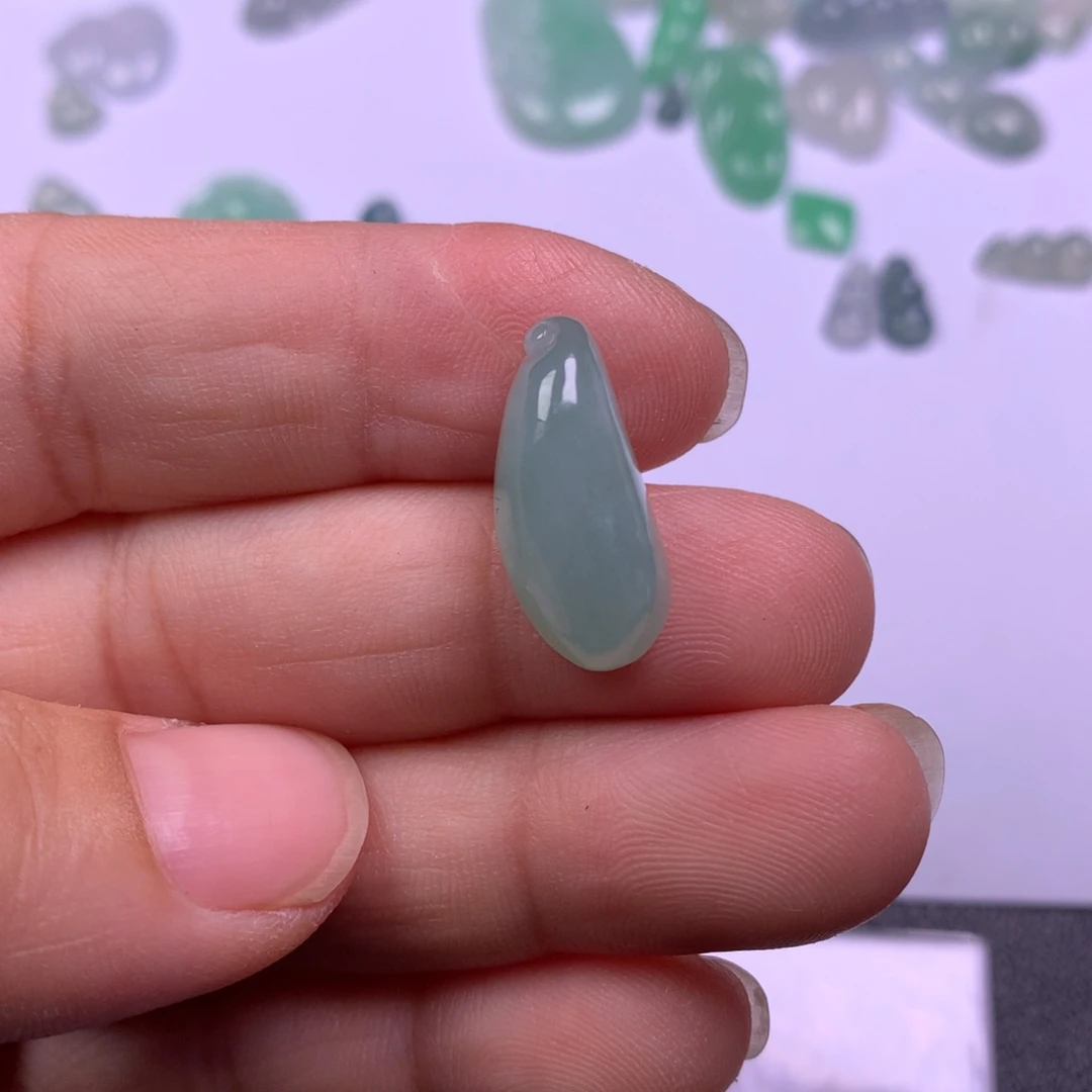 翡翠未镶嵌吊坠(不含链)瓜