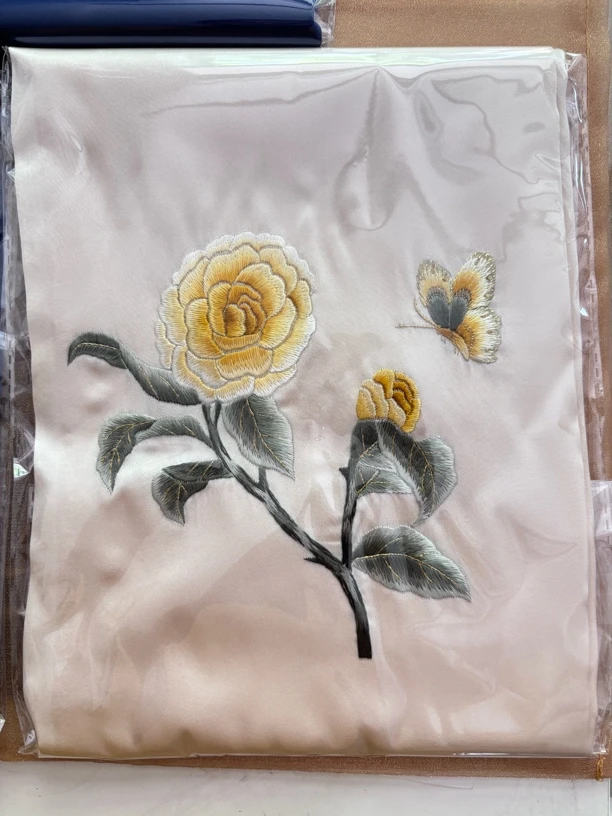 苏绣纯手工刺绣真丝围巾