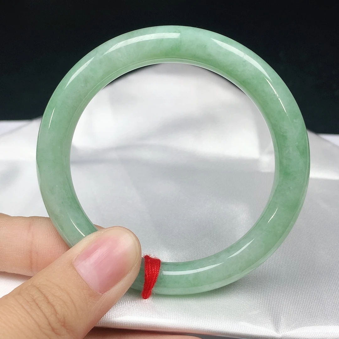 翡翠手镯未镶嵌6807圆