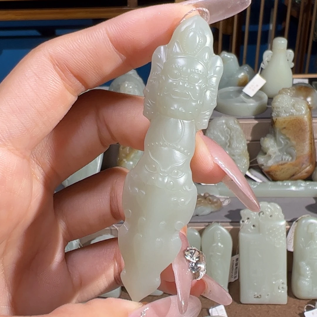 和田玉（糖玉）未镶嵌颈饰