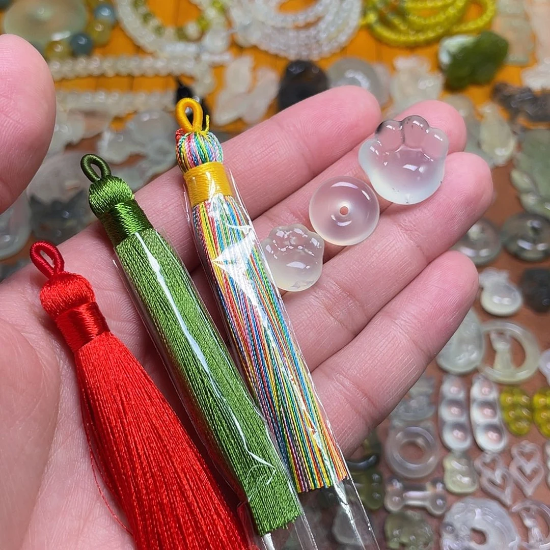 蛇纹石玉吊坠未镶嵌壹**開