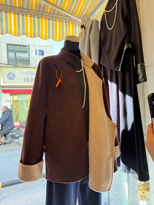 2025新藏式双面双色羊毛外套气质藏装女装藏袍藏服