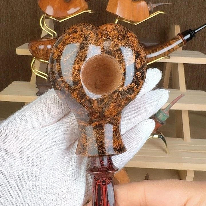 屁桃斗（冯冯烟斗）