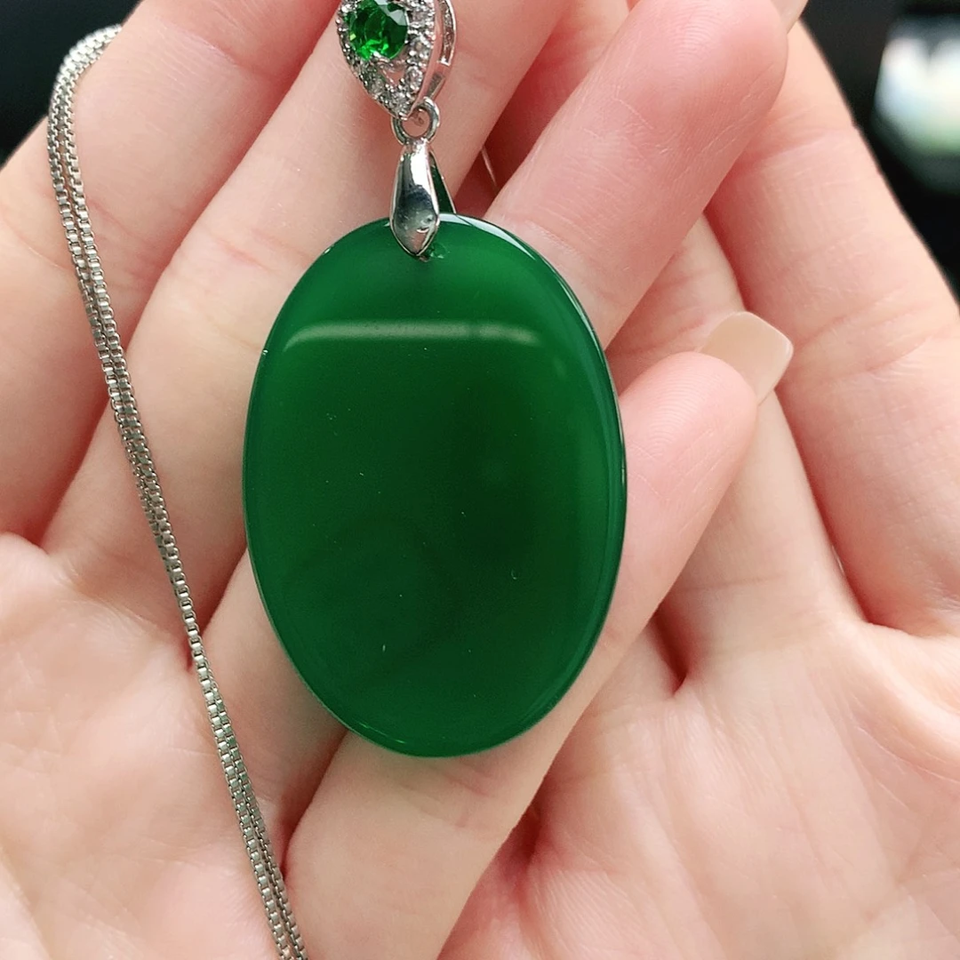 玛瑙/玉髓未镶嵌吊坠