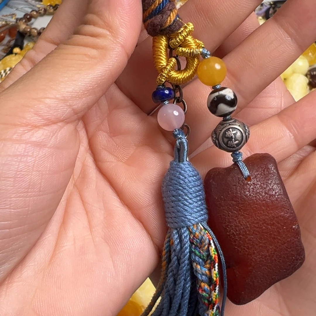 蜜蜡未镶嵌裸石微瑕