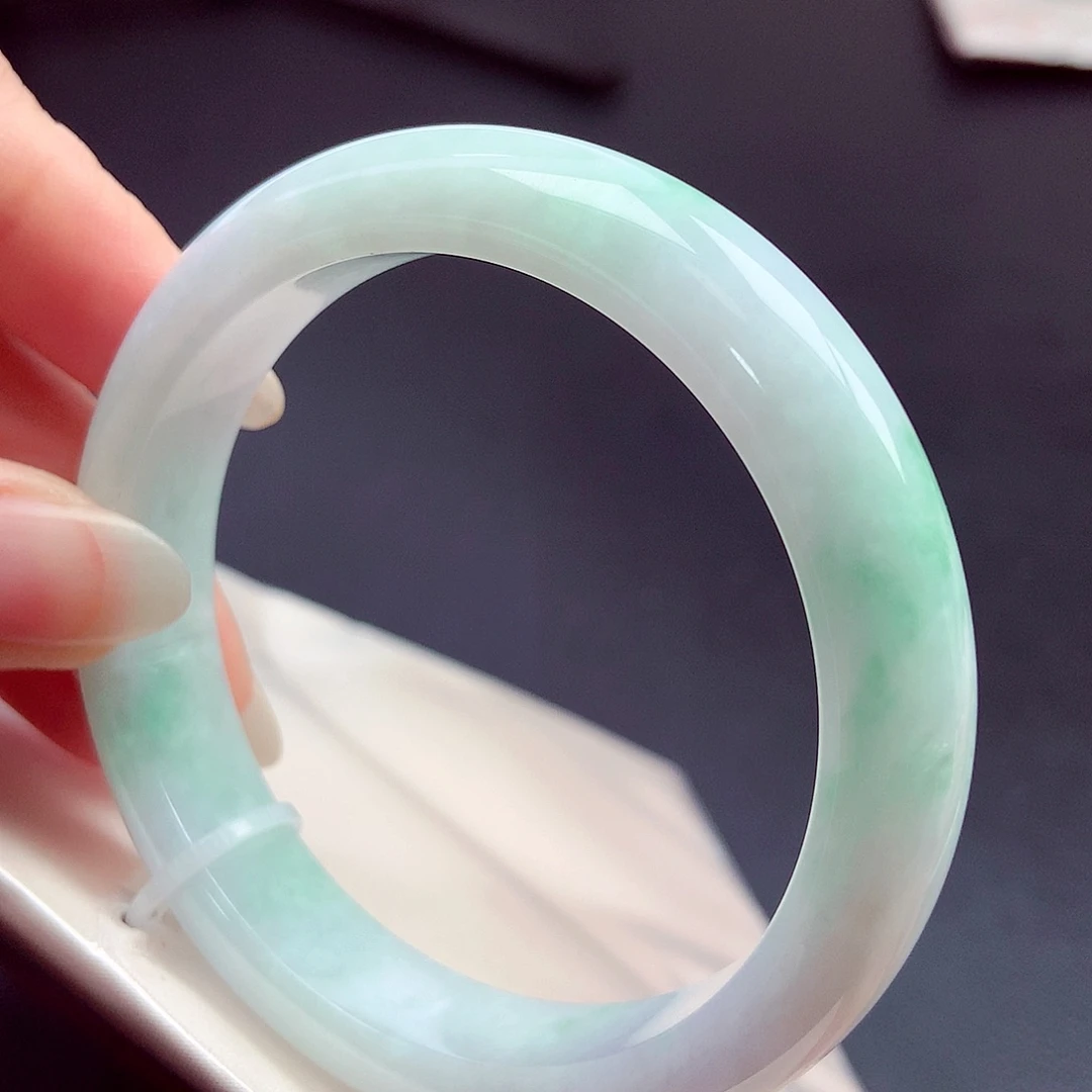 翡翠未镶嵌手镯57.7圈口