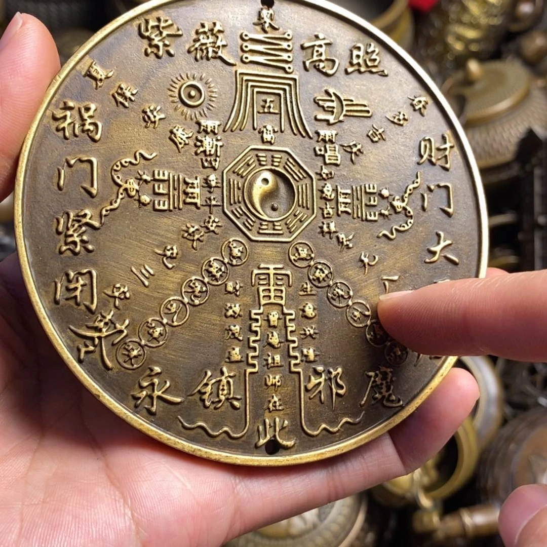 精美铜器做工精良
