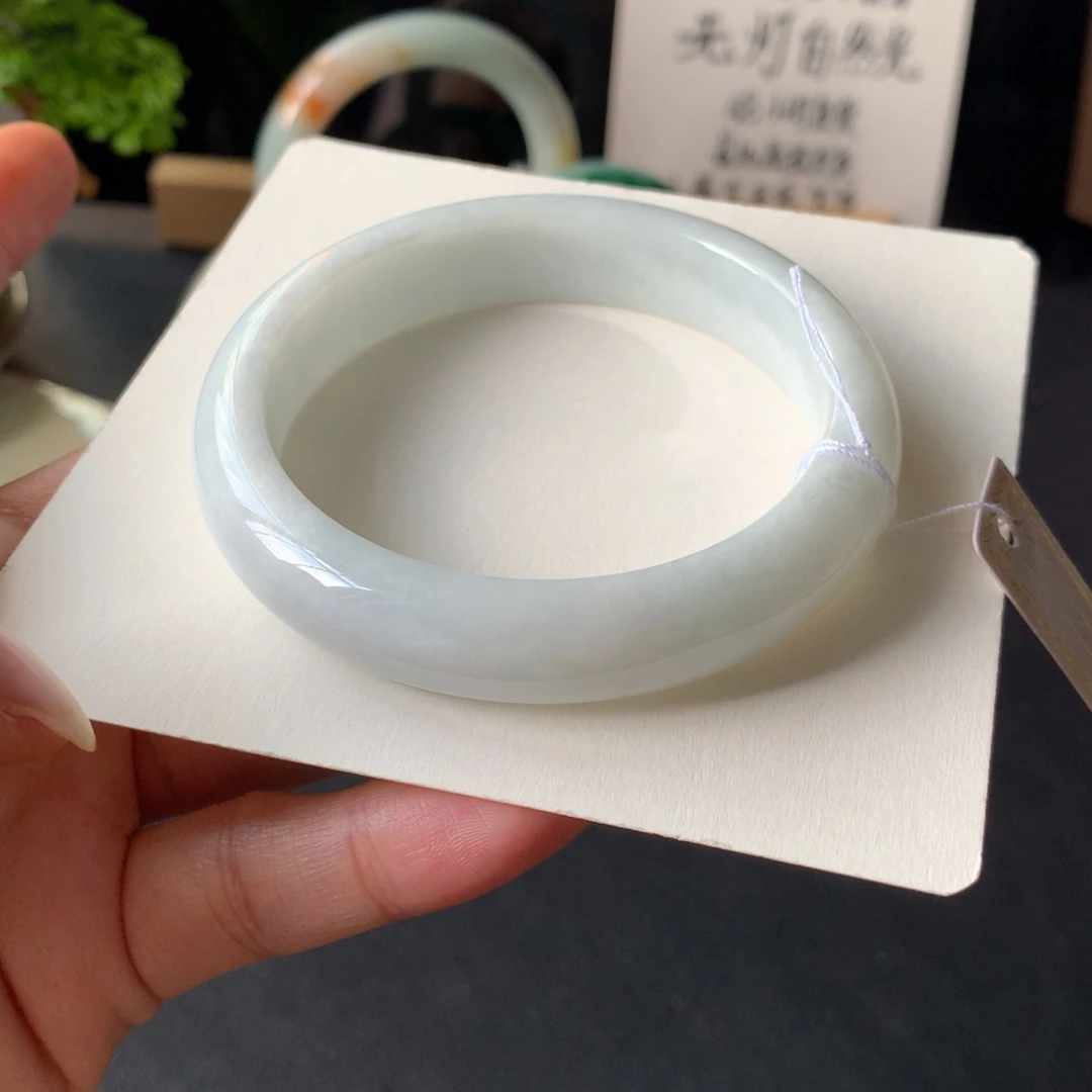 翡翠未镶嵌手镯8号57.6-13.2-8.2