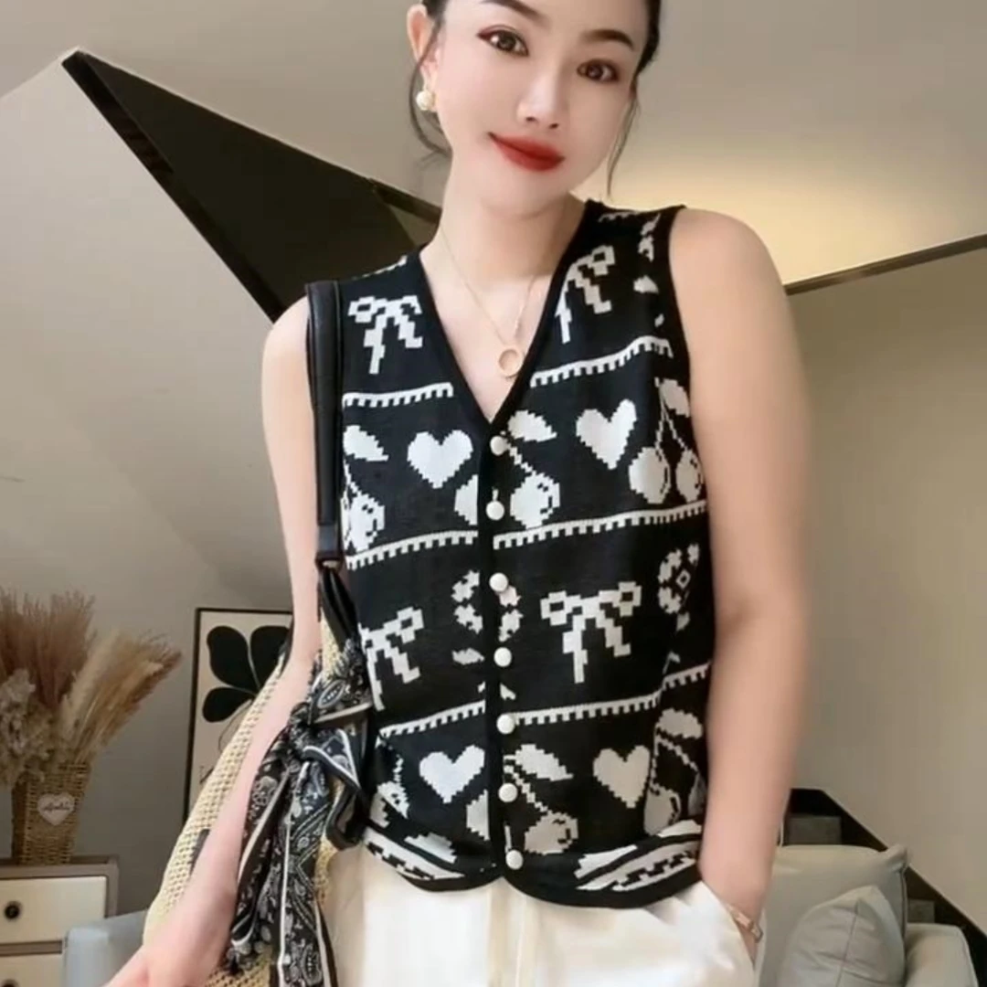 欧货2025夏季时尚复古宽松提花V领无袖马甲女士显瘦百搭针织开衫