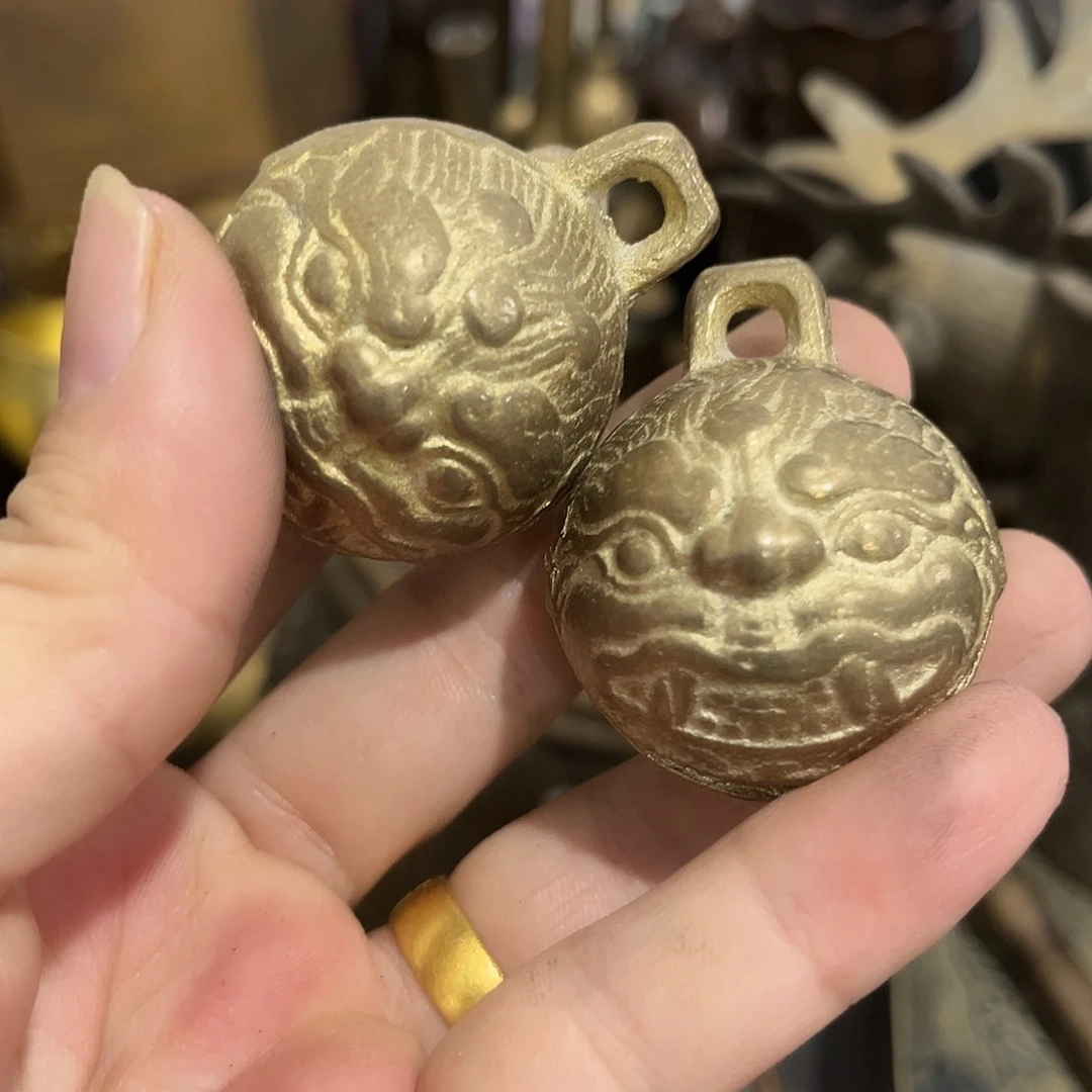 小***菲闪电购铜摆件工艺品
