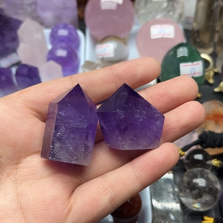 水晶珠宝半成品未镶嵌60克紫水晶柱