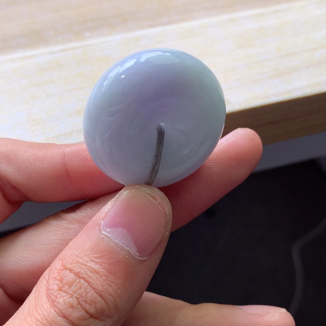 翡翠颈饰未镶嵌吊坠