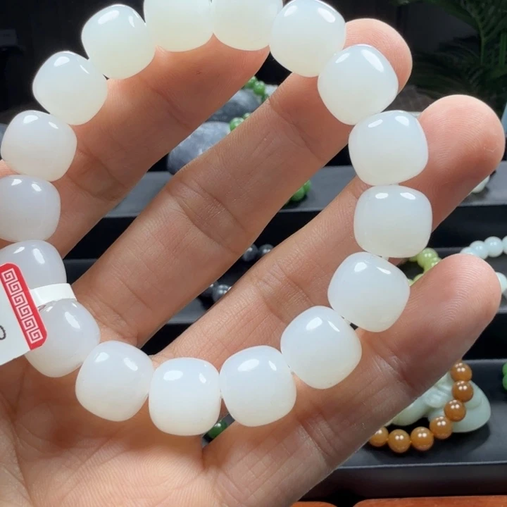 和田玉未镶嵌手链