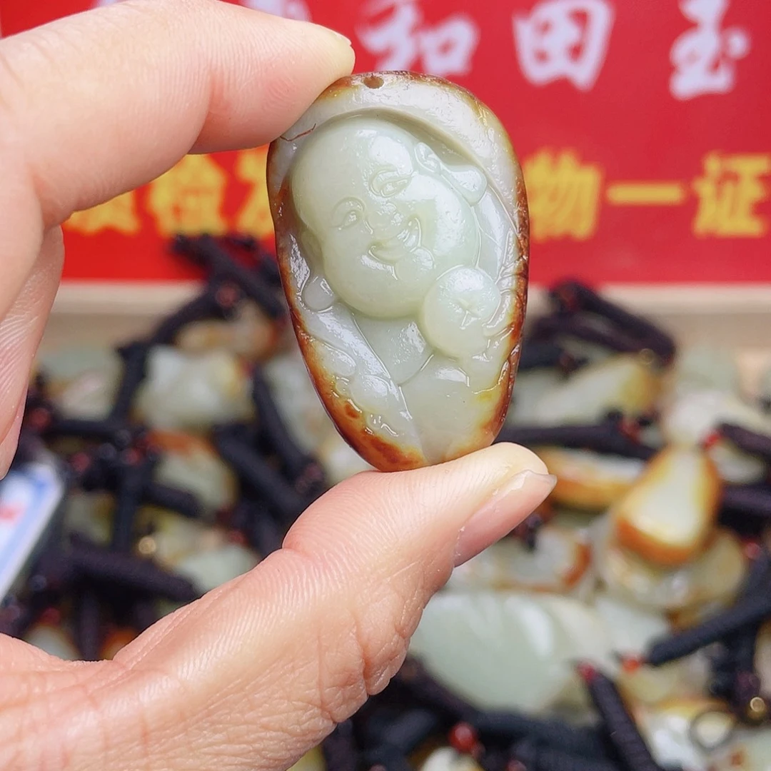 和田玉颈饰未镶嵌