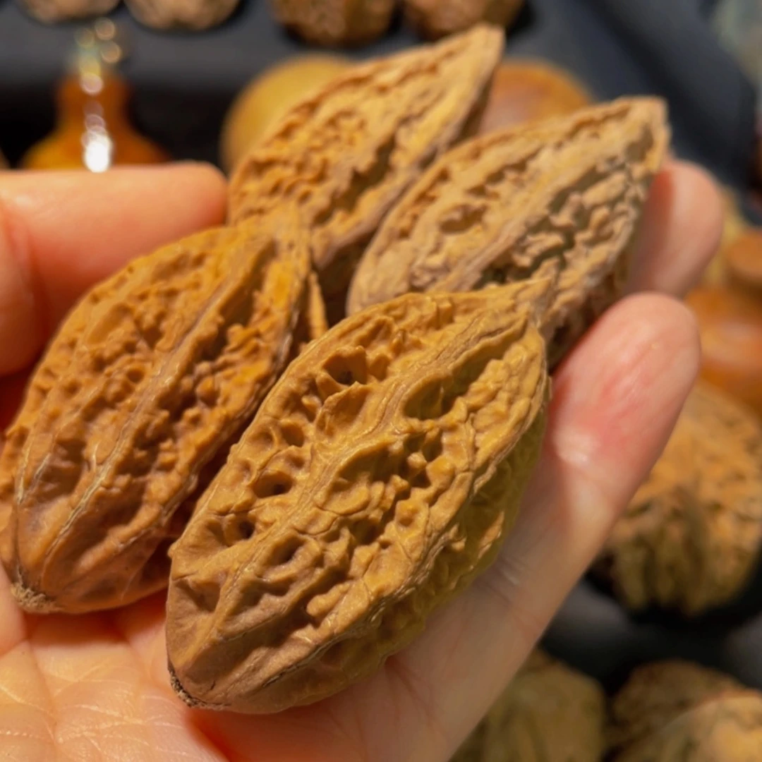 【闪购商品】文玩核桃吊坠东北楸子5