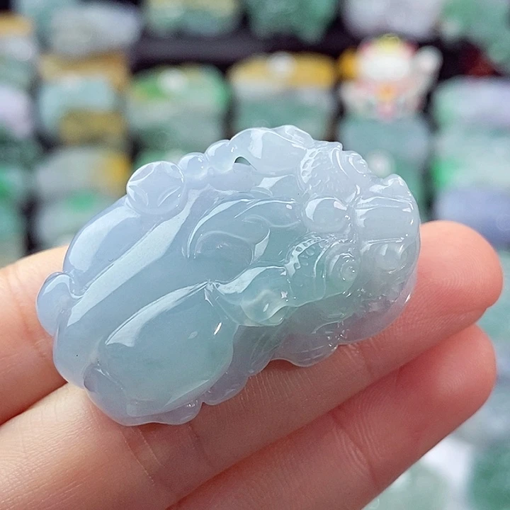 颈饰未镶嵌翡翠天然