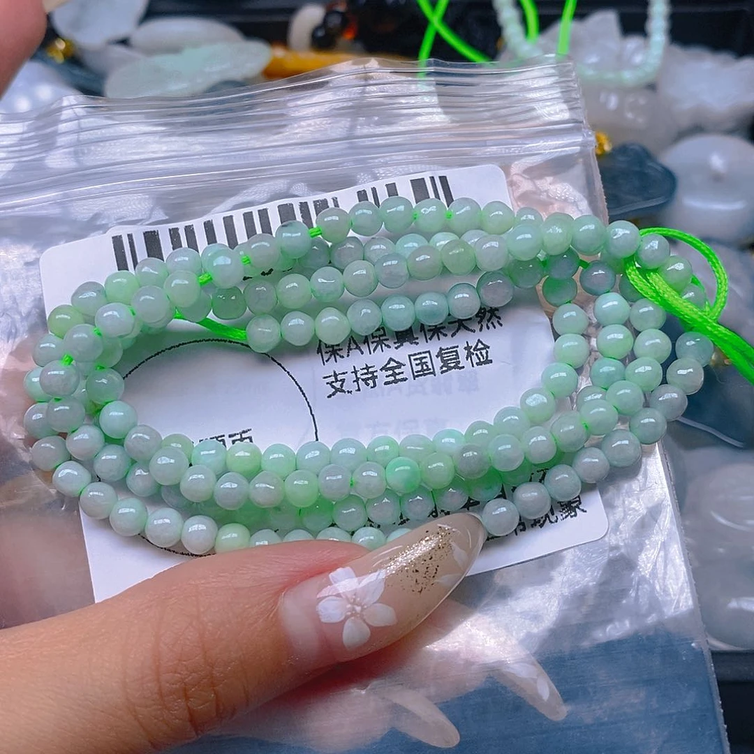翡翠未镶嵌项圈翡翠