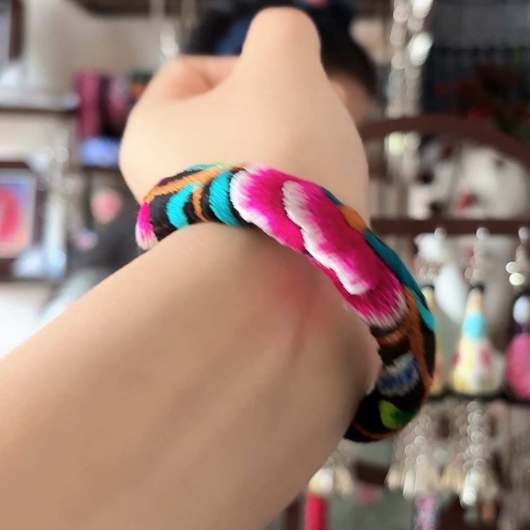 织绣非遗老绣饰品567