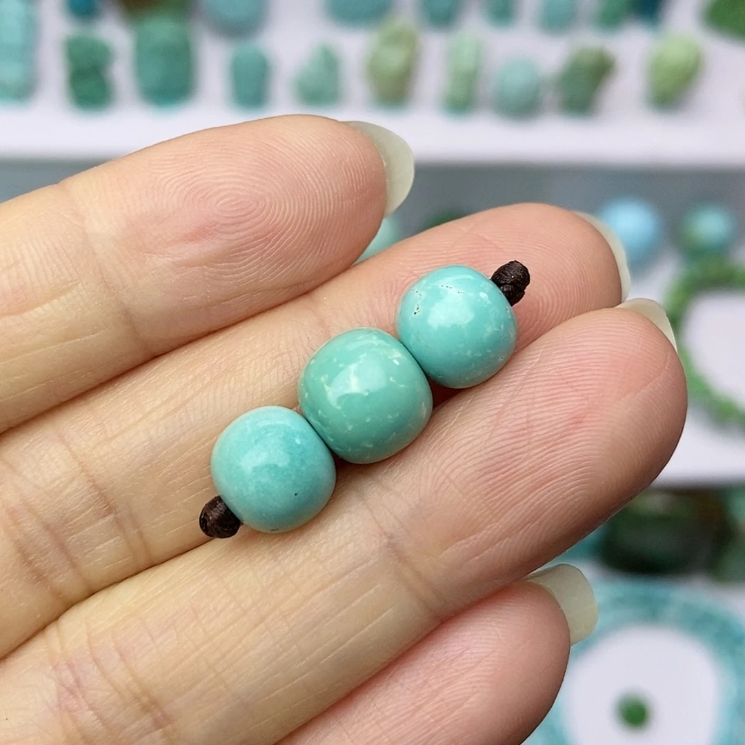 绿松石配饰未镶嵌