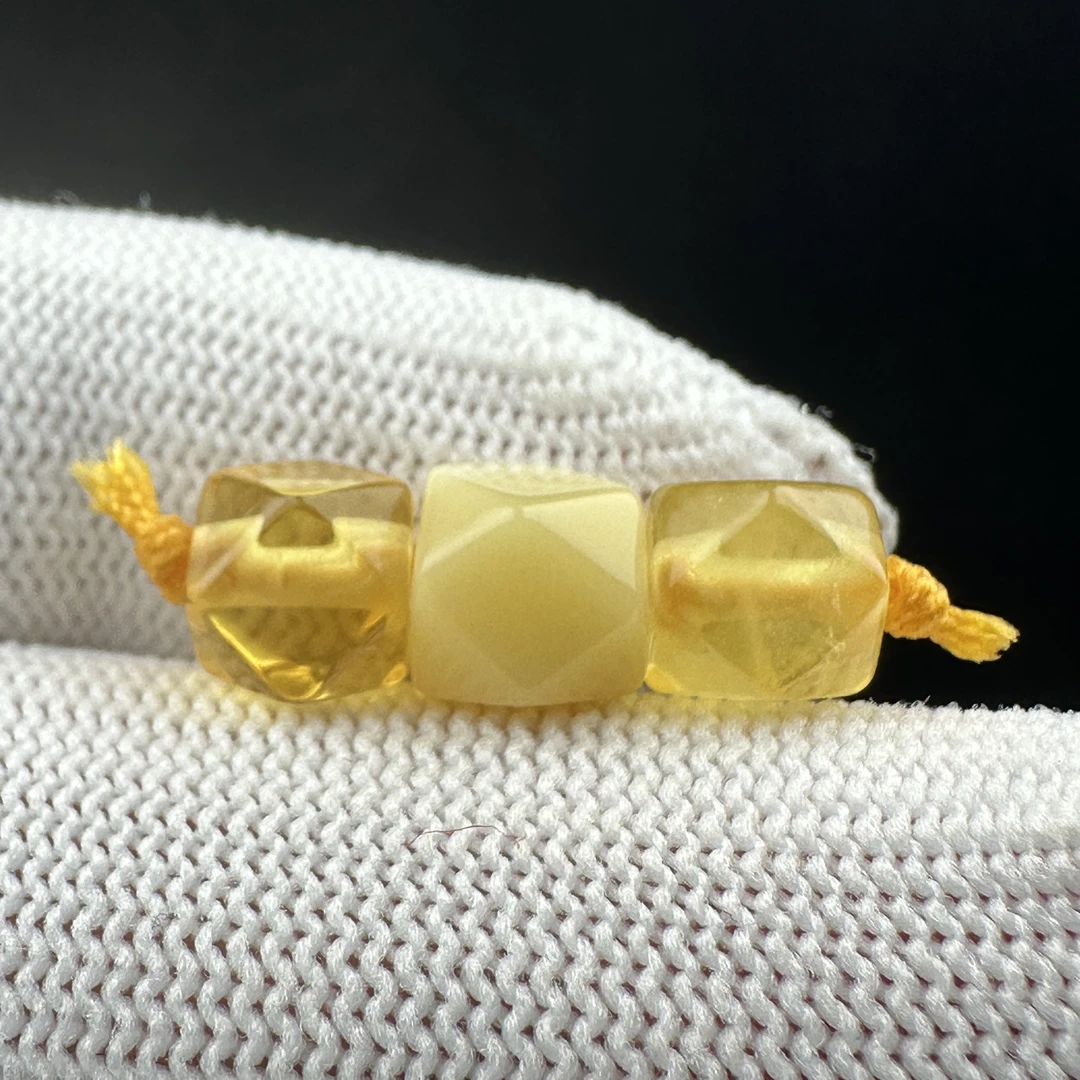 B5912天然原矿俄料蜜蜡 瑕疵特价唐八棱 7.3mm支持复检