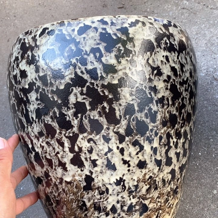 紫砂花盆高约30口约25