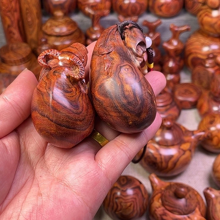 黄花梨/降香黄檀涛****1海南黄花梨油梨工艺品