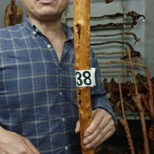 梦***云香榧木高山 檬子木文玩料