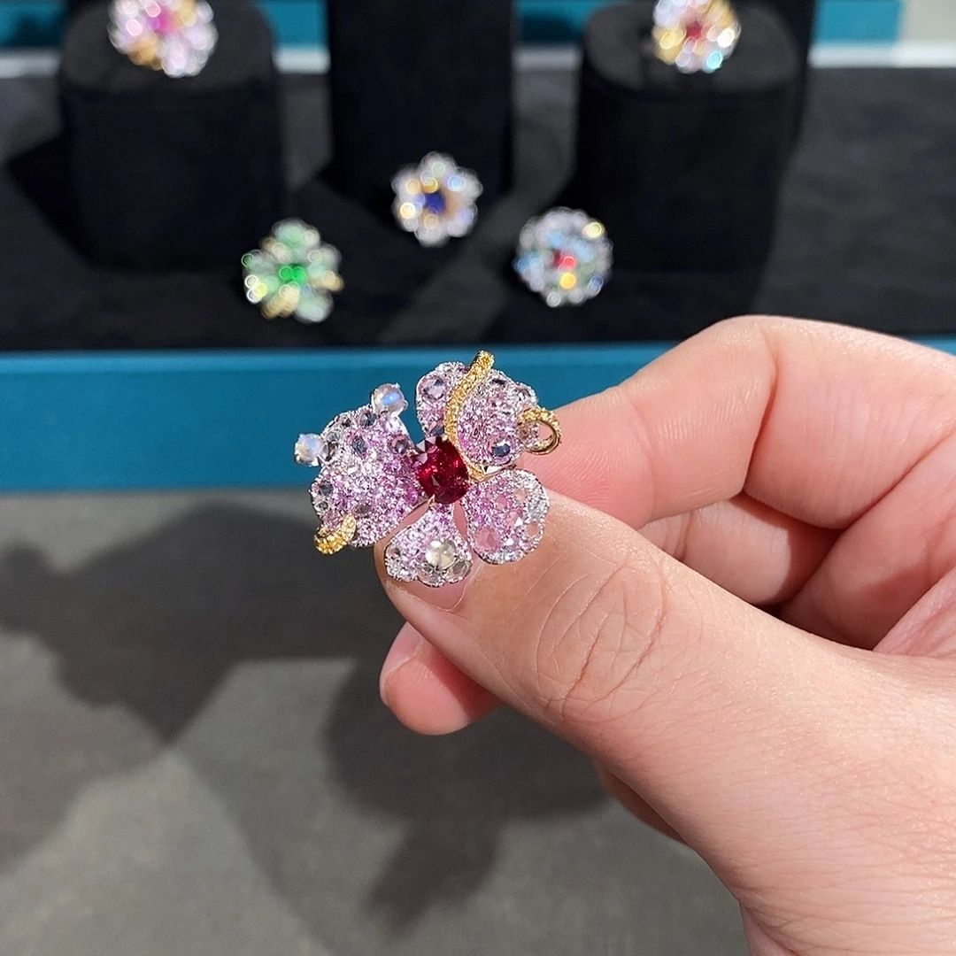 18K金镶嵌戒指红宝石无烧鸽血红1.01ct