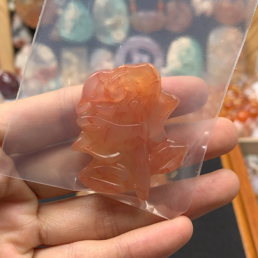 查罗石合金颈饰紫**璃